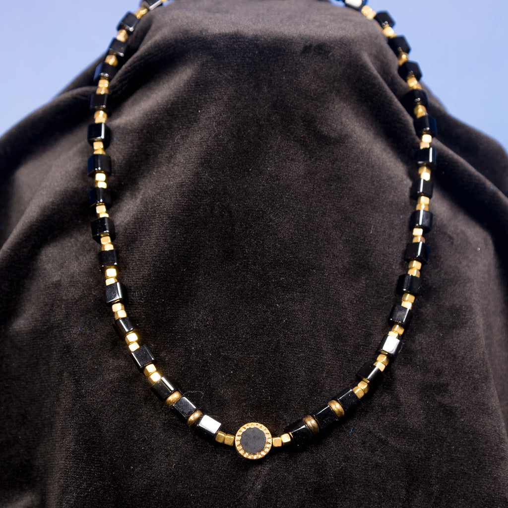 Noir & Gold Necklace - Raw Quartz Pendant
