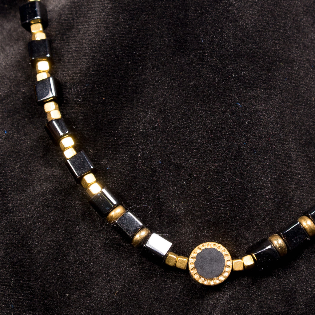 Noir & Gold Necklace - Raw Quartz Pendant
